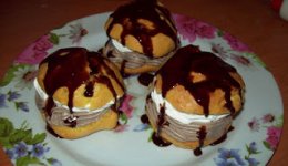 Dea's Cakes