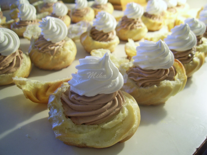 Choux a la creme