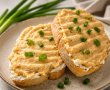 Tartine cu branza si crema de fasole-4