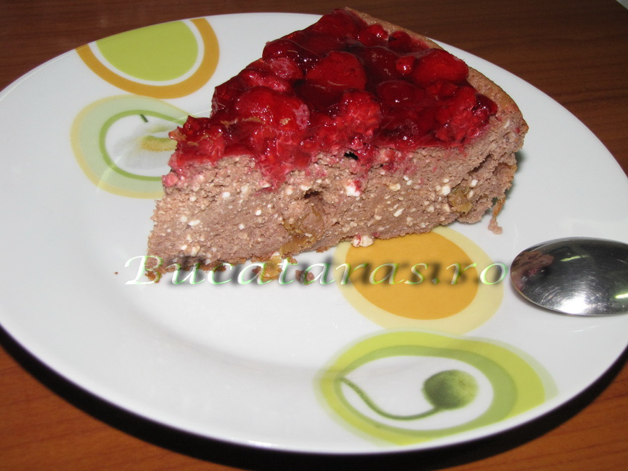 Cheesecake cu topping de zmeura