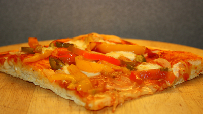 Pizza ai peperoni (Pizza de post  cu ardei grasi )