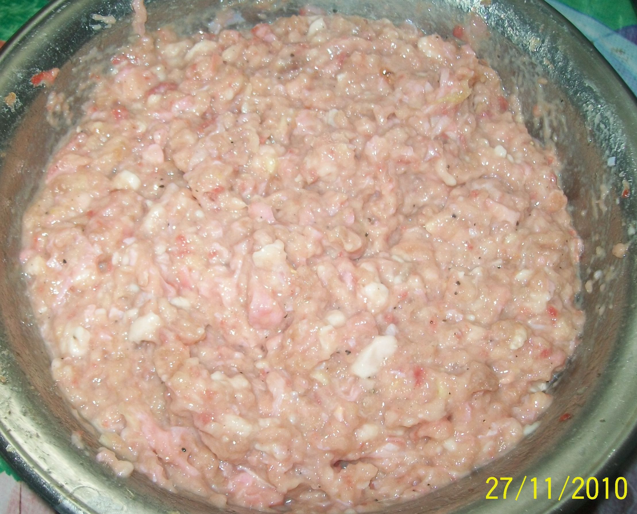 Chiftelute marinate cu legume