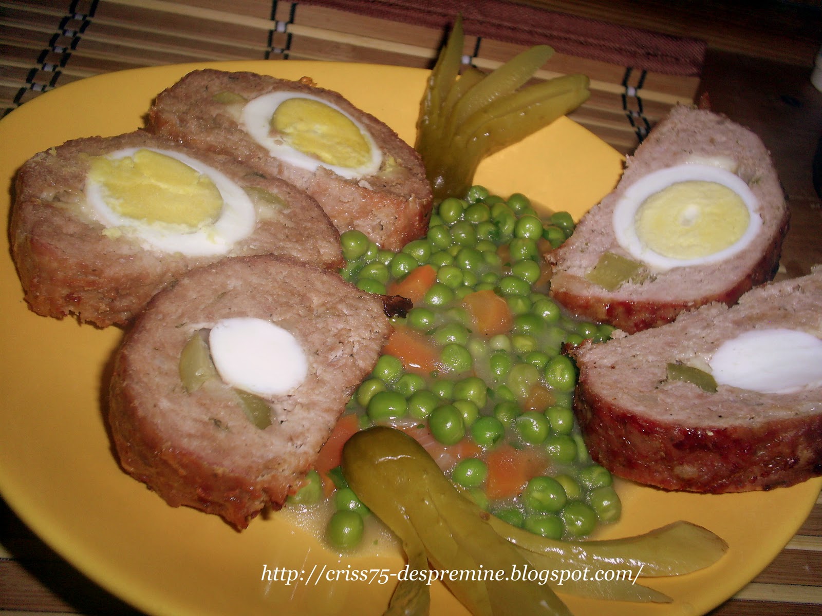 Rulada din carne tocata