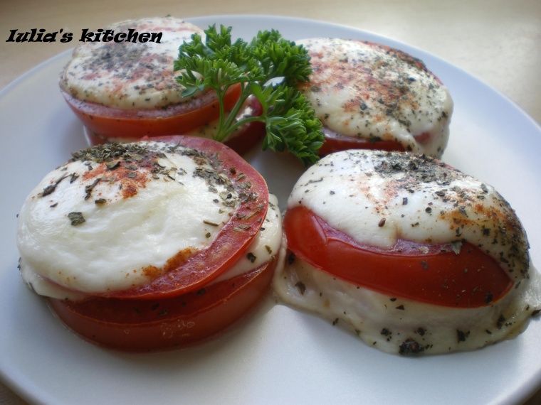 Rosii cu mozzarella