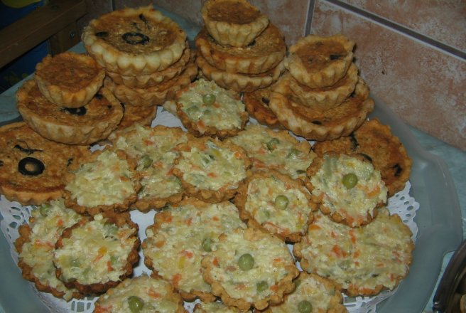 Mini tarte pentru salate