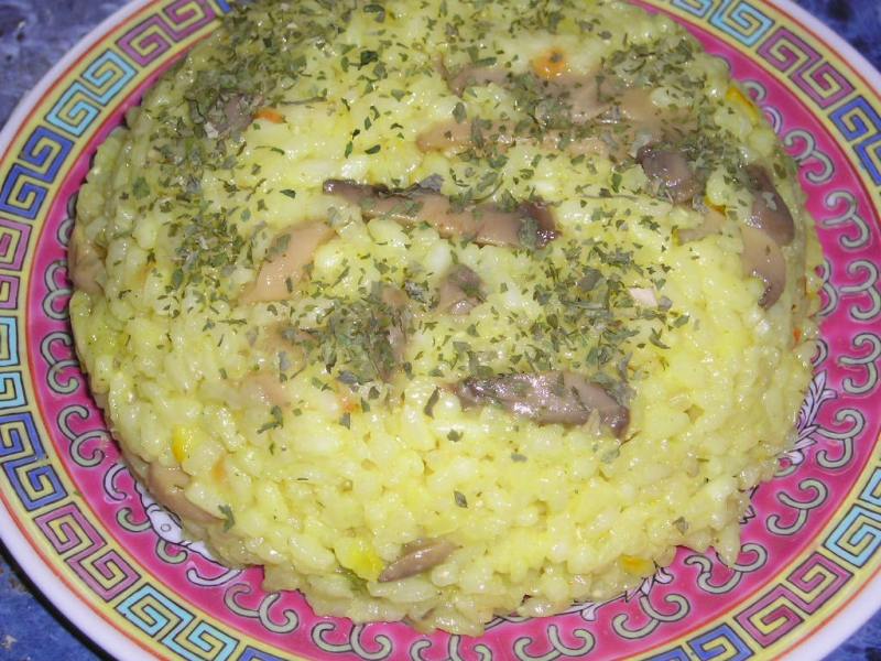 Pilaf de orez cu ciuperci