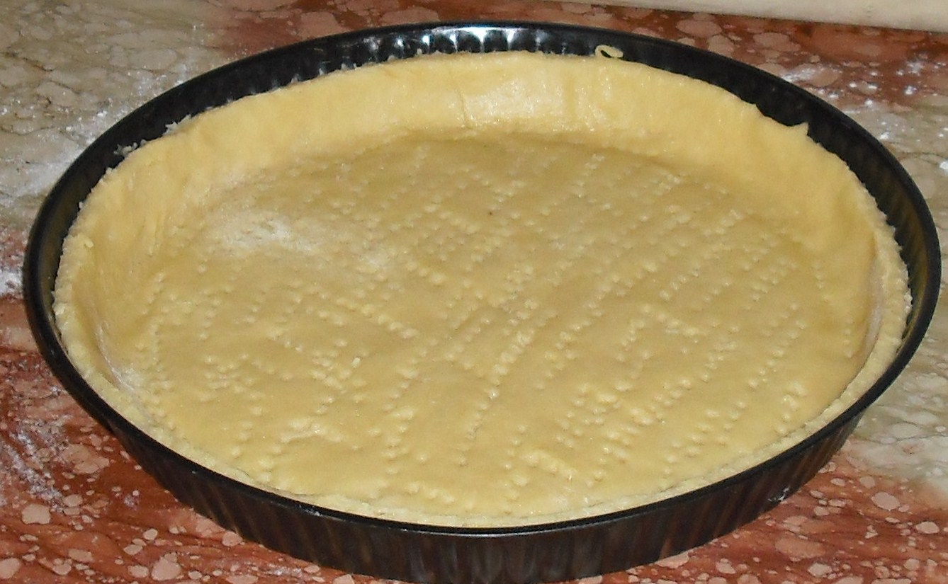 Tarta cu crema de lamaie si bezea