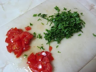 Bruschetta con pomodoro e aglio selvatico