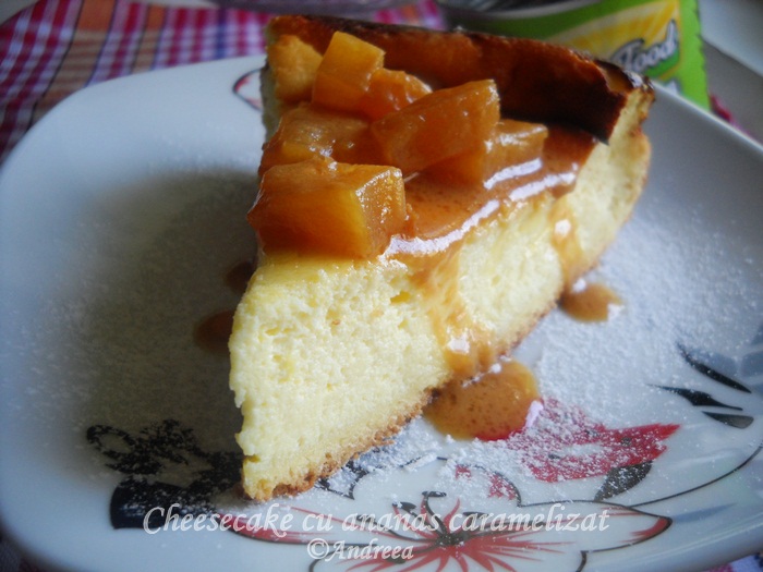 Cheesecake cu ananas caramelizat