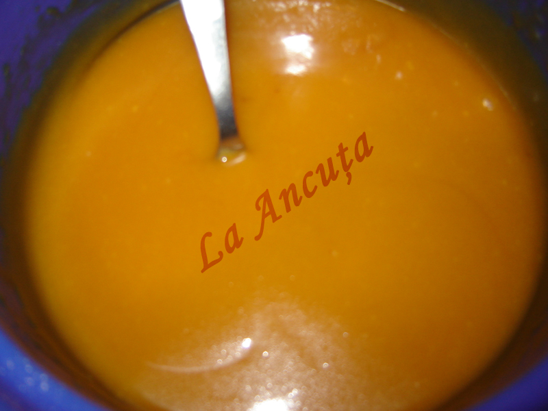 Prajitura cu foi si crema caramel