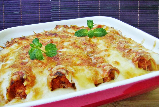 Cannelloni cu carne de pui