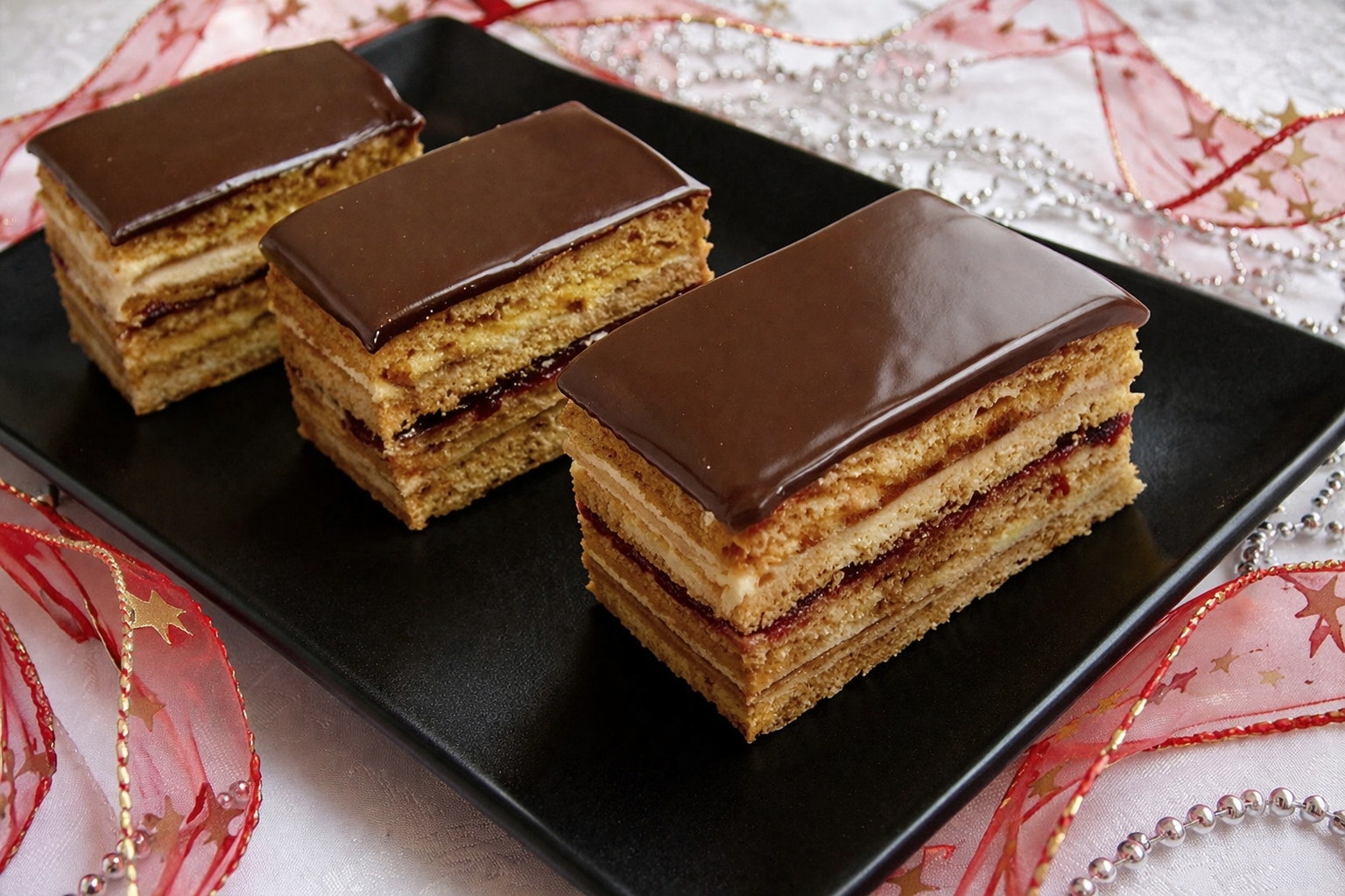 Foi cu miere de albine si crema de vanilie