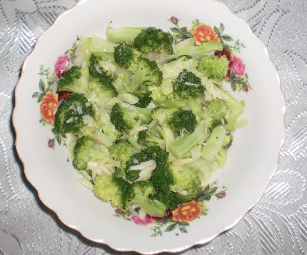 Salata cu broccoli