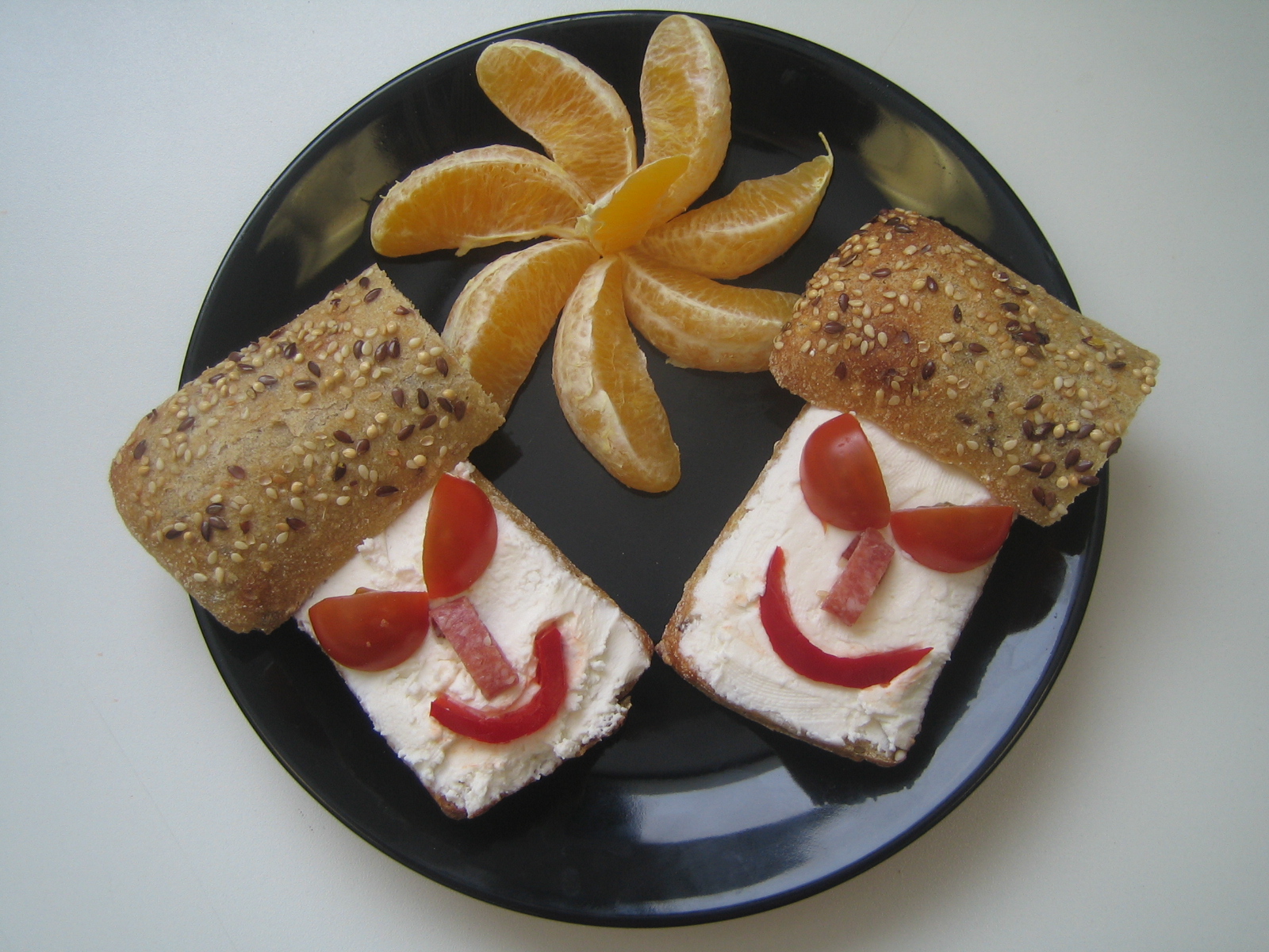 Tartine haioase pentru cei mici