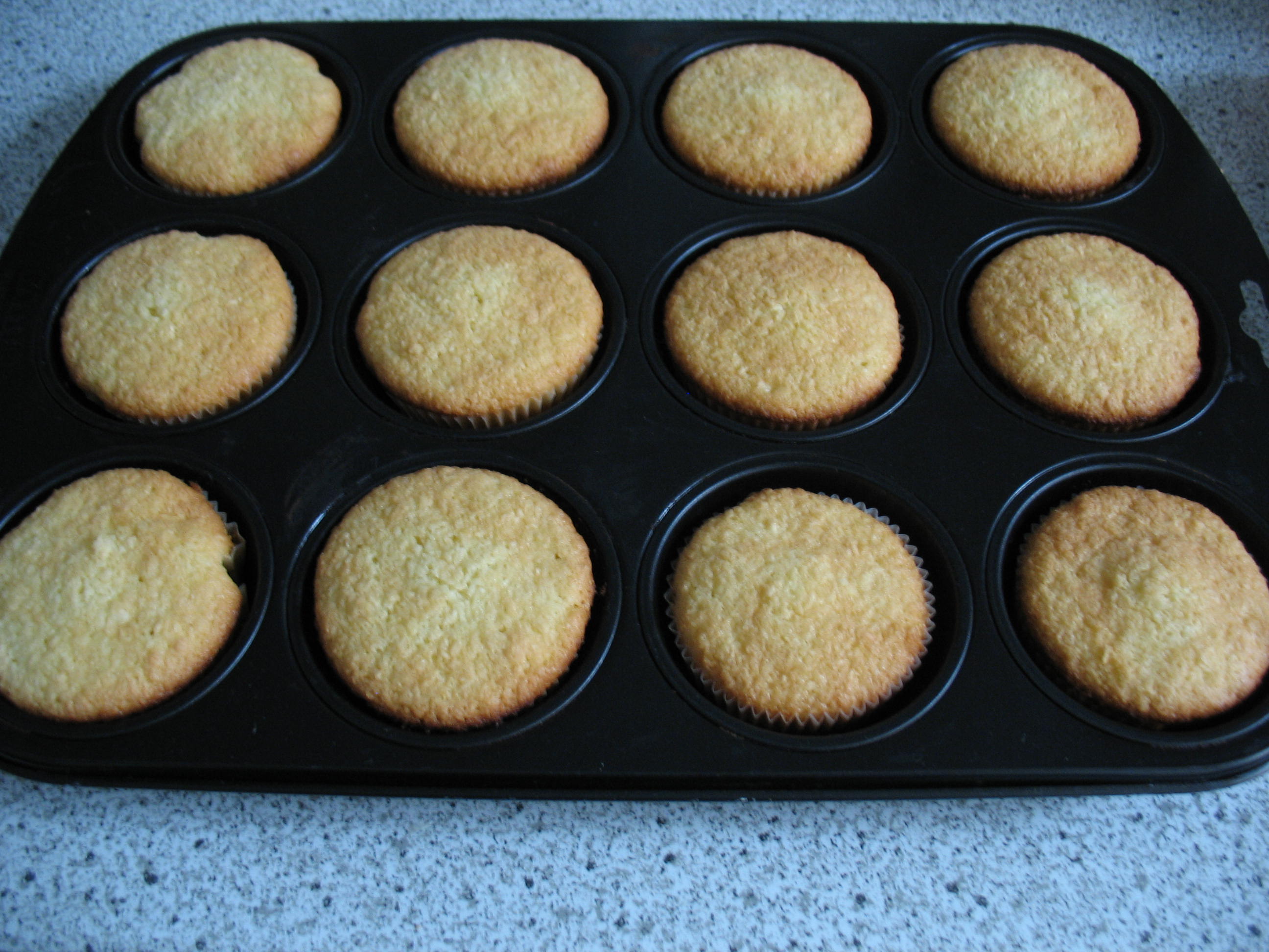 Muffins cu nuca de cocos