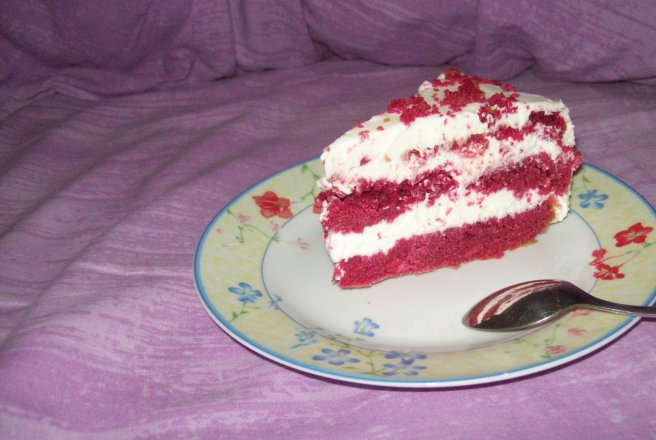 Red Velvet Cheesecake