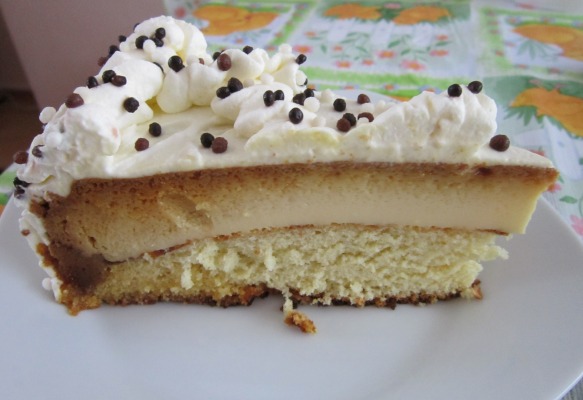 Tort cu crema de zahar ars