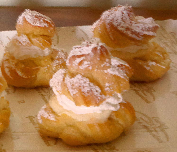 Lebede si pasta choux