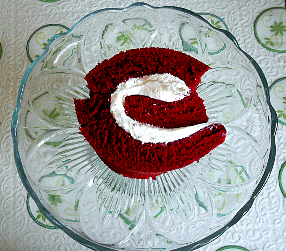 Tort Red Velvet Spirala cu crema ganache