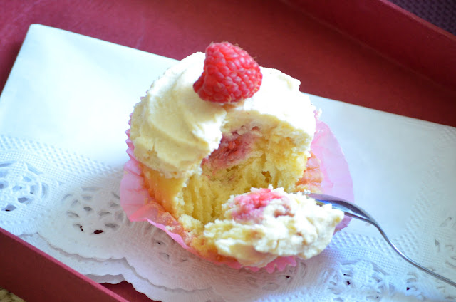 Raspberry cupcakes