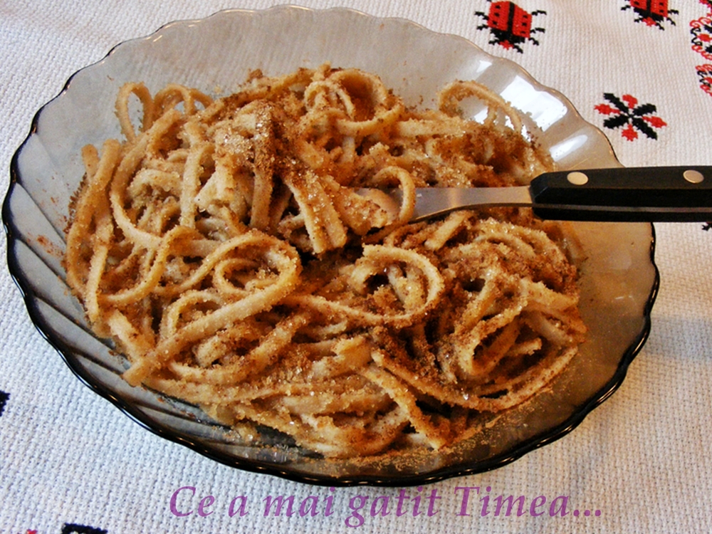 Paste linguini integrale cu pesmet