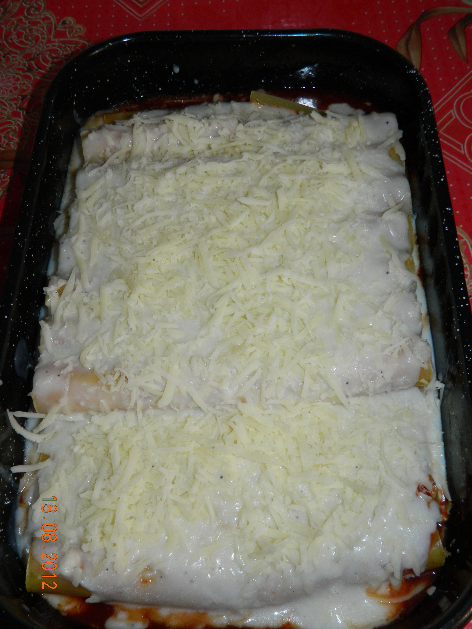 Cannelloni cu sos bechamel