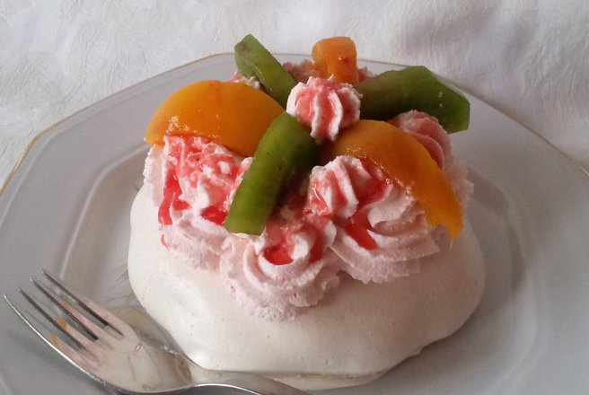 Mini pavlova.