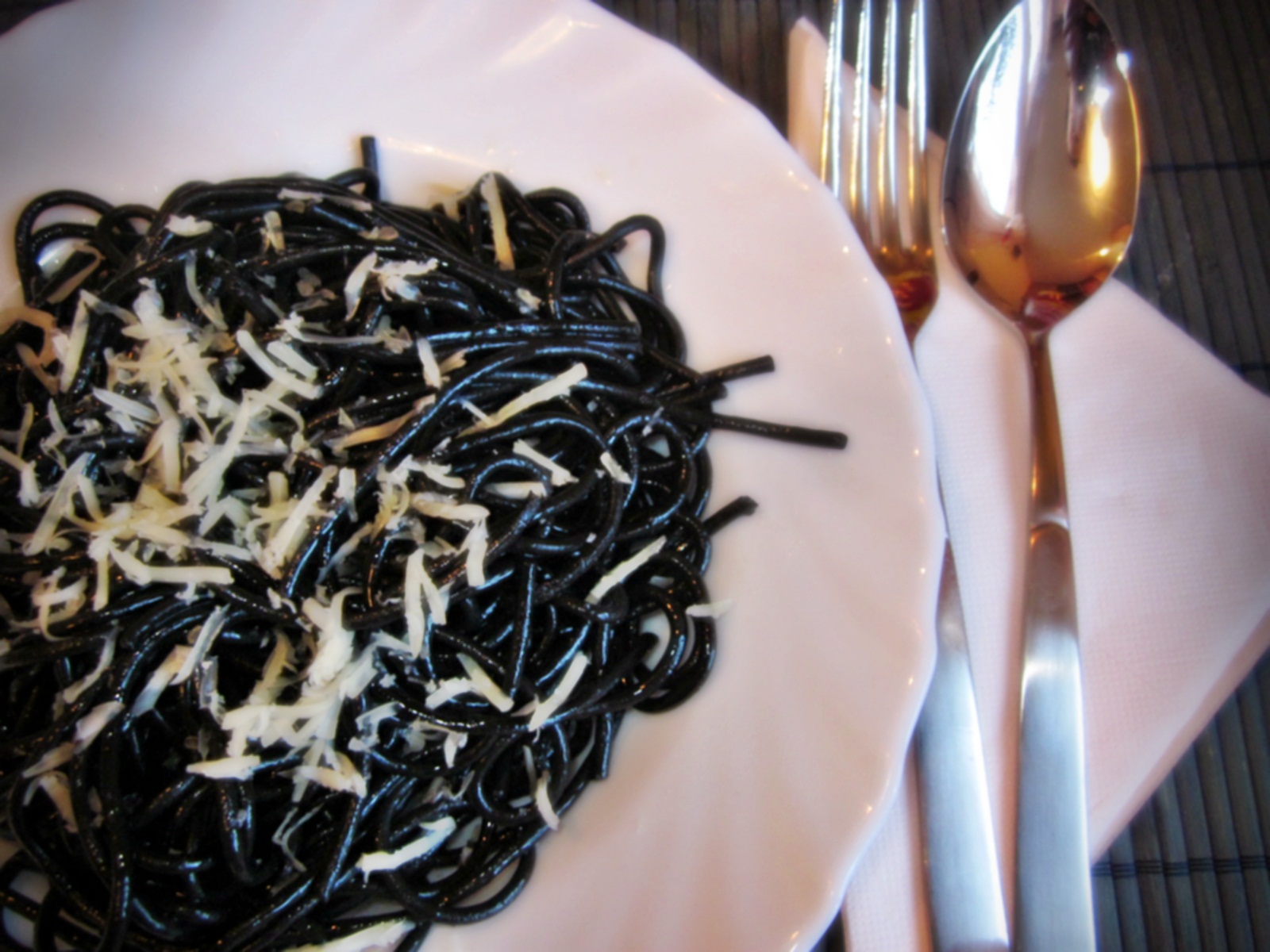 Spaghete negre