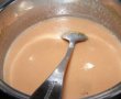 Prajitura cu foi cu amoniac si crema caramel-0