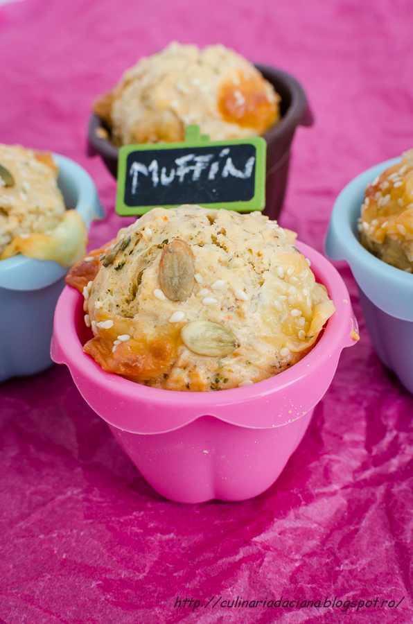 Mozzarella & herbs muffins