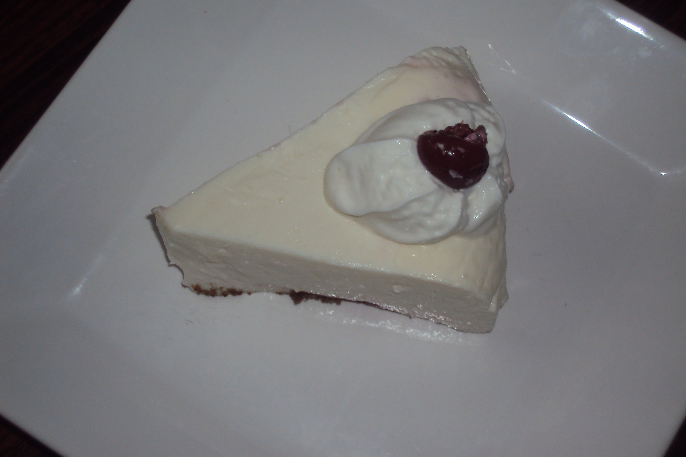 Cheesecake cu visine - reteta nr 100