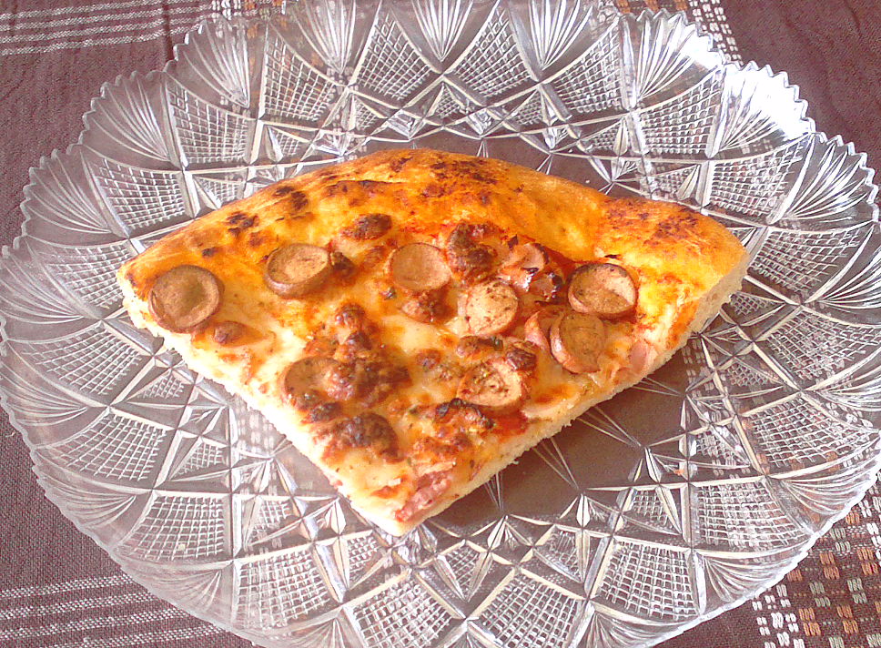 Pizza ca la pizzerie