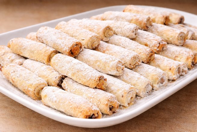 Desert cornulete fragede cu gem