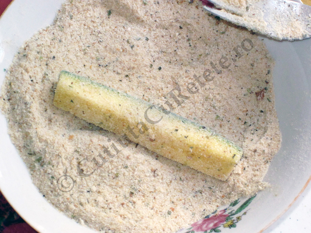 Bastonase de zucchini la cuptor