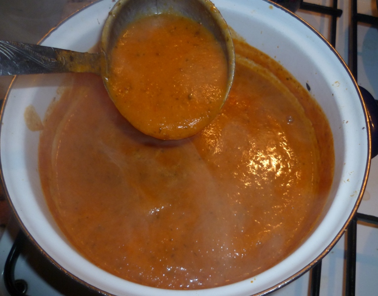 Supa crema de rosii cu galuste de gris
