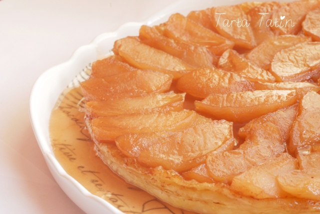 Tarta Tatin cu mere