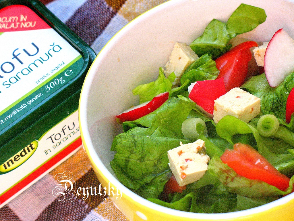 Salata verde cu tofu