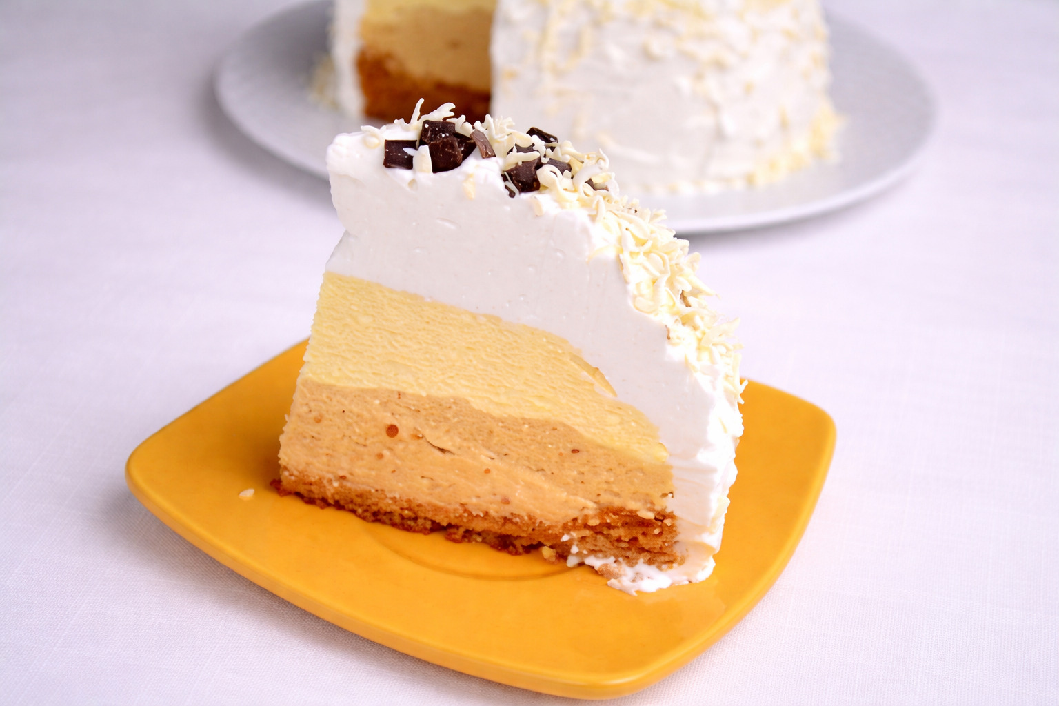 Desert  tort cupola cu vanilie si caramel