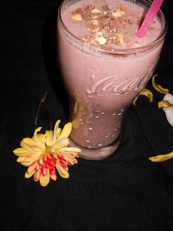 Milkshake de capsuni