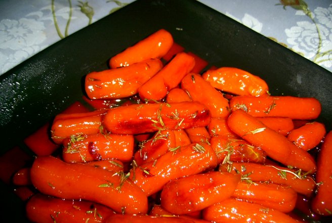 Baby carrot , caramelizati cu miere