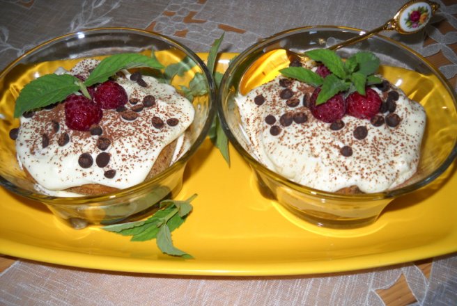 Tiramisu reţetă originală, cu fructe