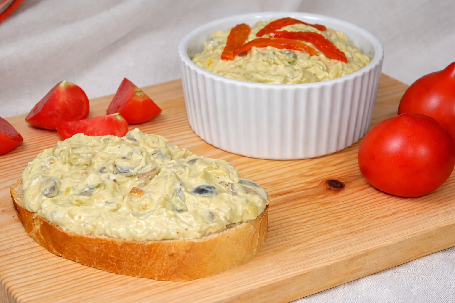 Salata de vinete cu ardei si ciuperci