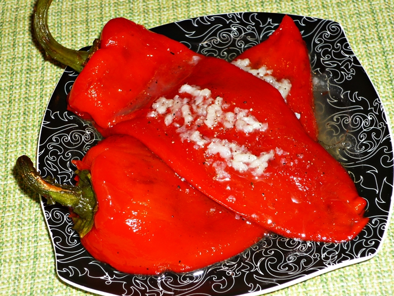 Salata de ardei capia, copt