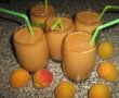 Smoothie de caise cu inghetata de nuci-5