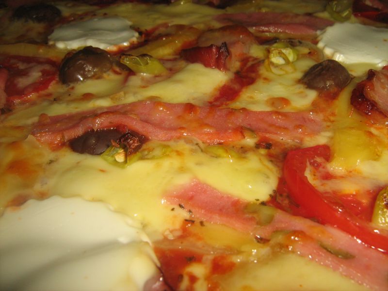 Pizza cu miez de lapte