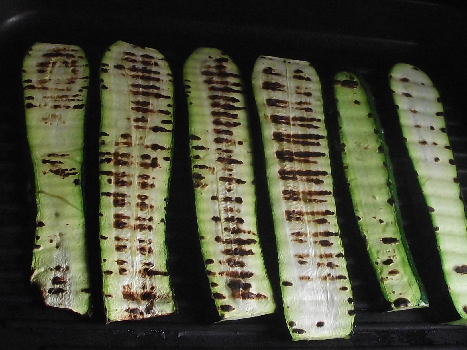 Zucchini cu usturoi si patrunjel