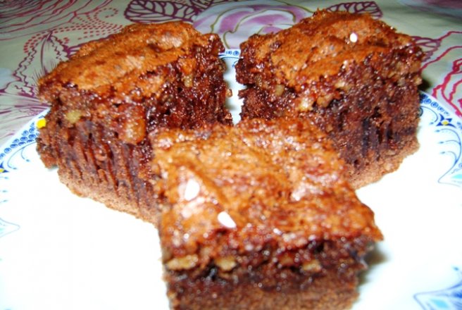 Brownies cu nuci