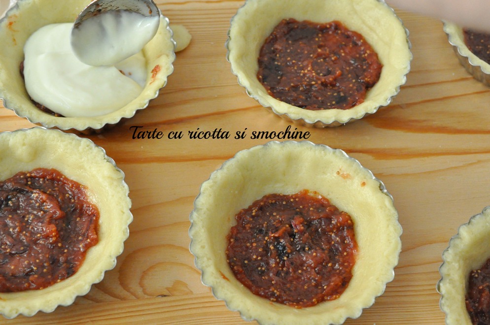 Tarte cu ricotta si smochine