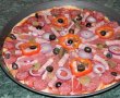 Pizza cu de toate (motaneasca)-11