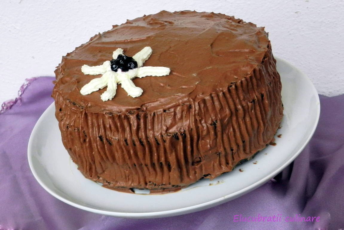 Tort cu ciocolată - Best ever chocolate cake